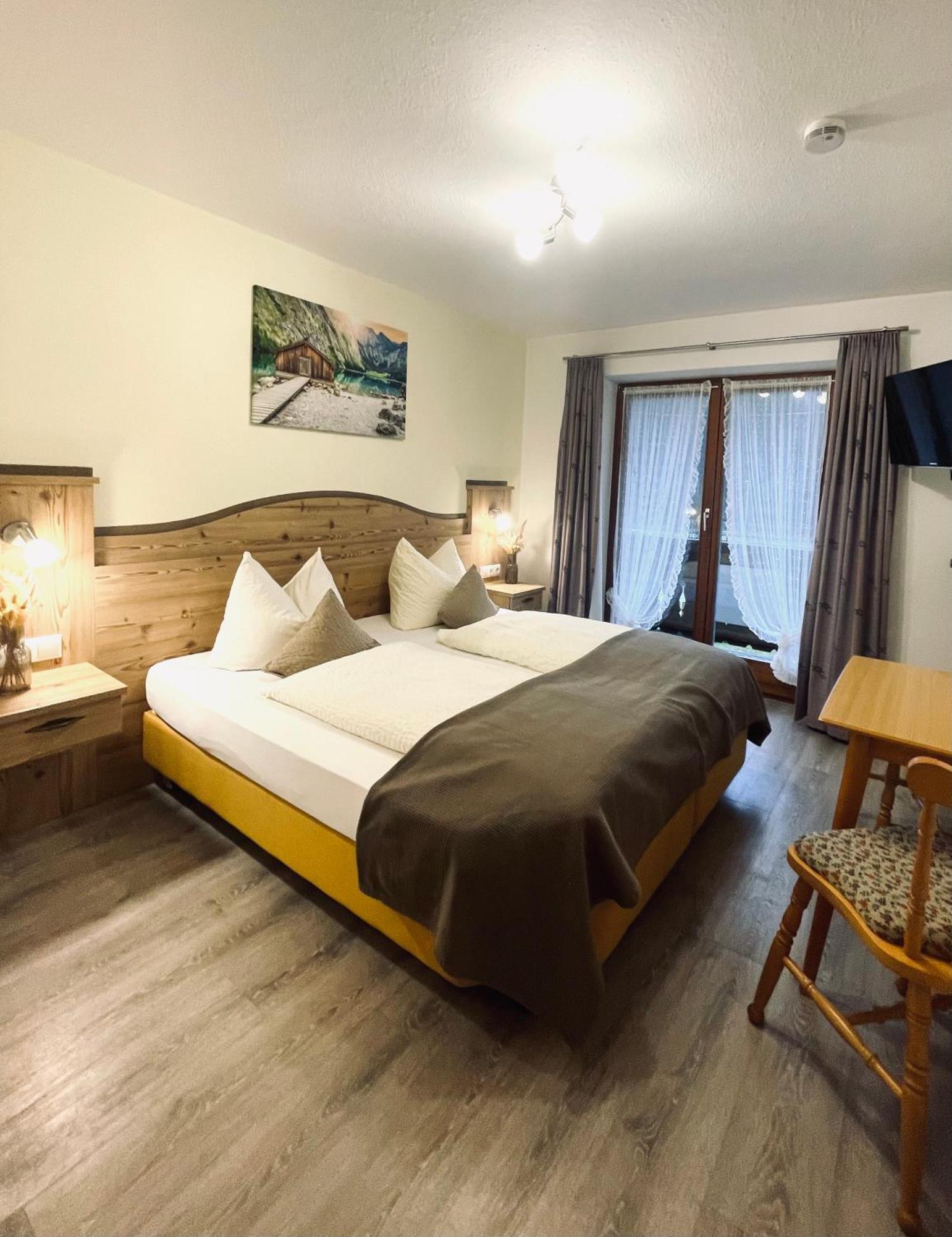 Gaestehaus Achental Гостевой дом 3*